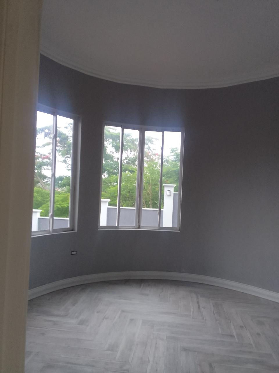 Apartment for Sale   Mandeville