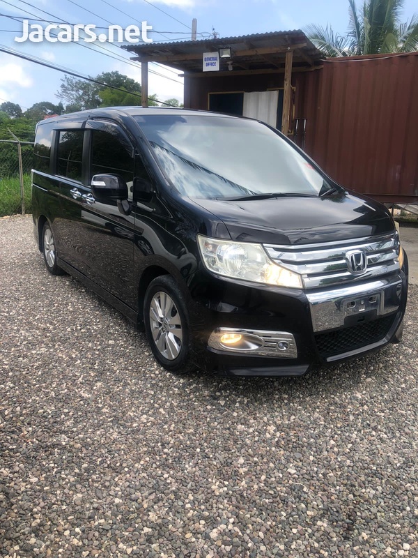 Honda Stepwgn Spada 2,0L 2012