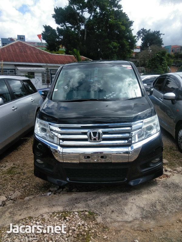 Honda Stepwgn Spada 2,0L 2014
