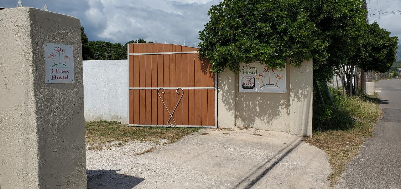 House for Sale   Treasure Beach