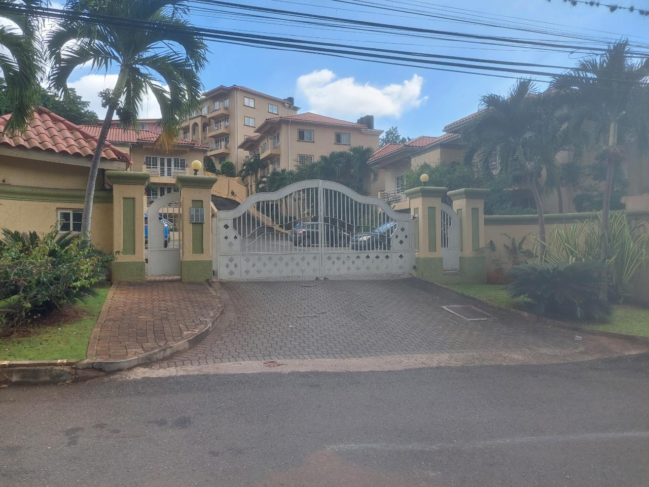 Apartment for Sale   Kingston 19
