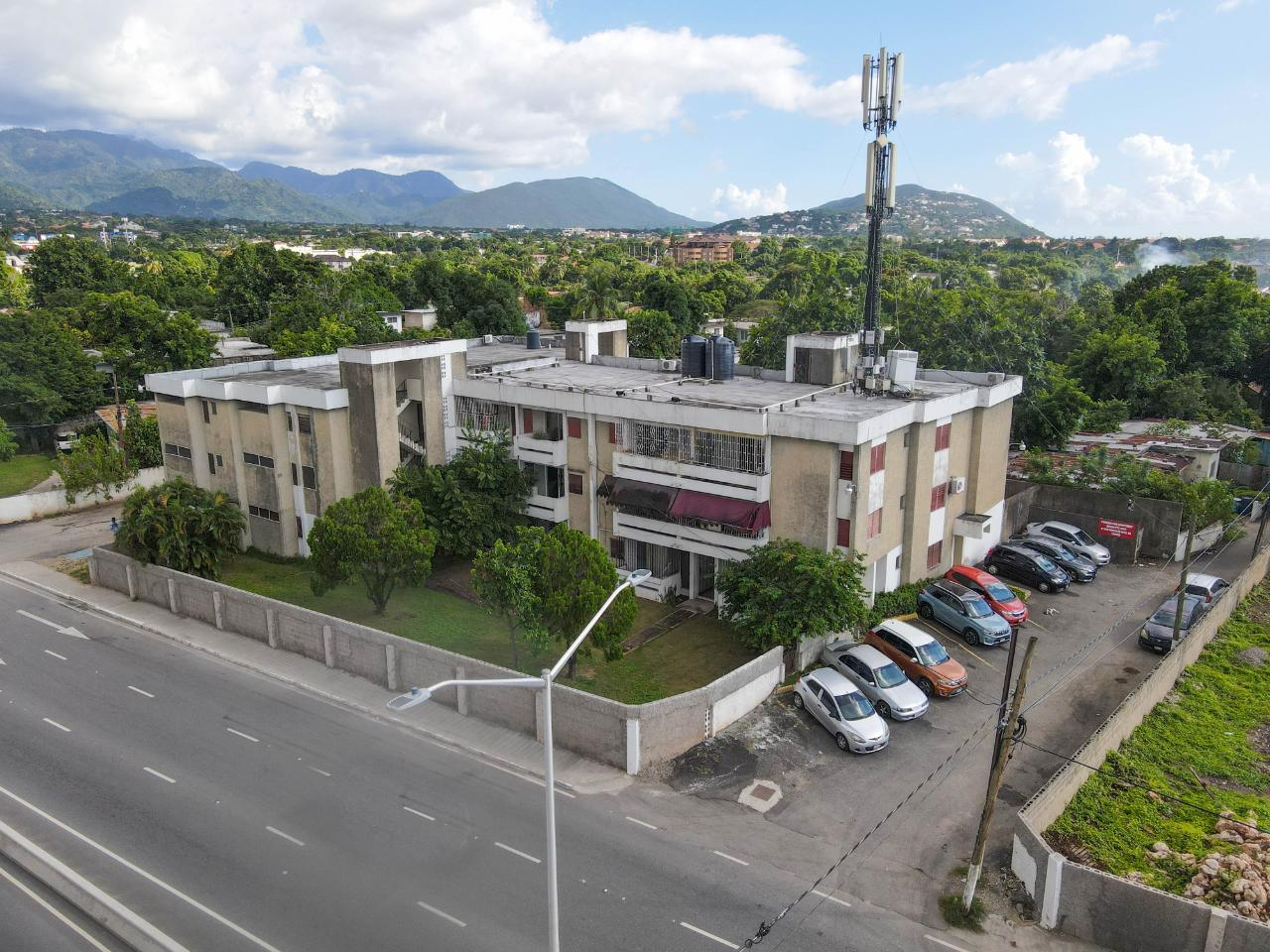 Apartment for Sale   Kingston 6