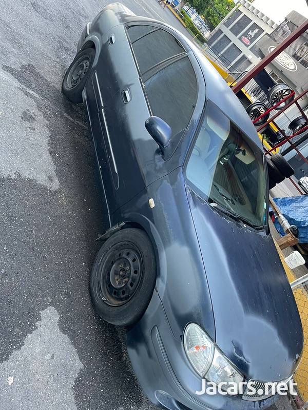 Nissan Bluebird 1,8L 2002