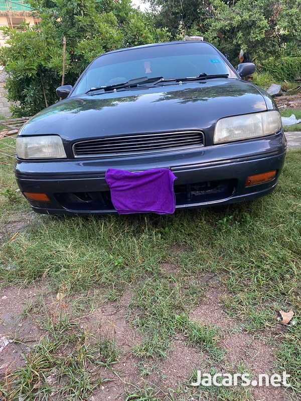 Nissan Bluebird 1,6L 1993