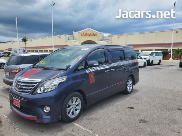 Toyota Alphard 1,8L 2014