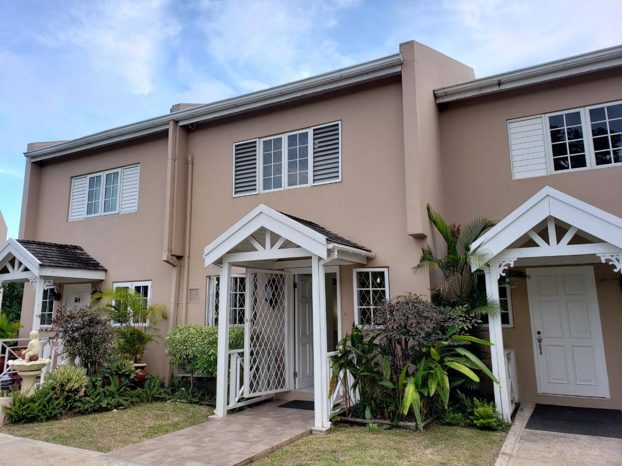 Townhouse for Rent   Kingston 8