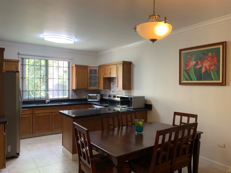 Townhouse for Rent   Barbican