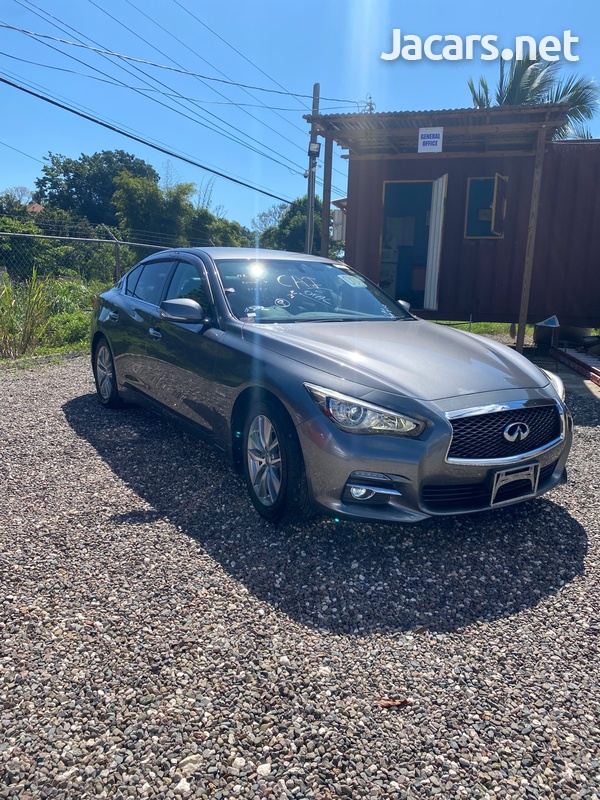 Nissan Skyline 3,5L 2014