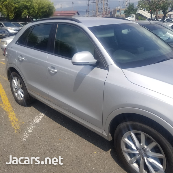 Audi Q3 2,0L 2014
