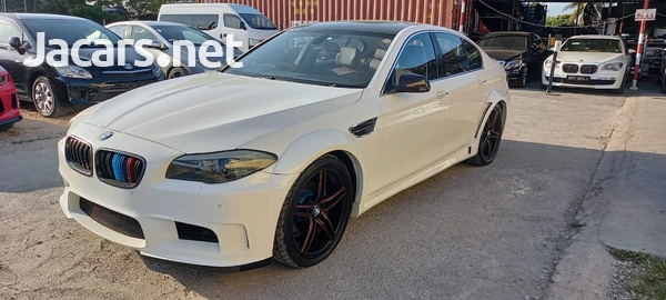 BMW 5-Series 2,5L 2012