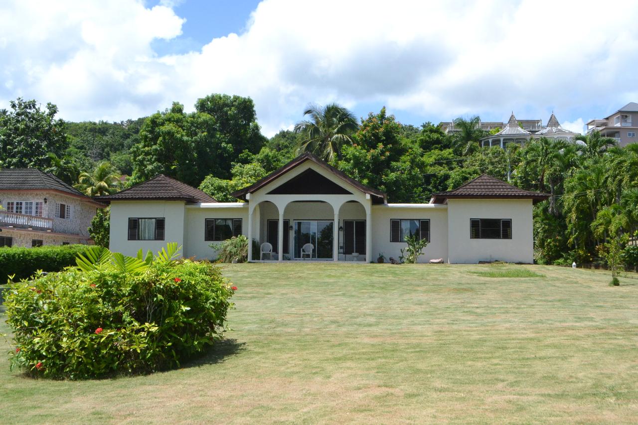House for Sale   Montego Bay