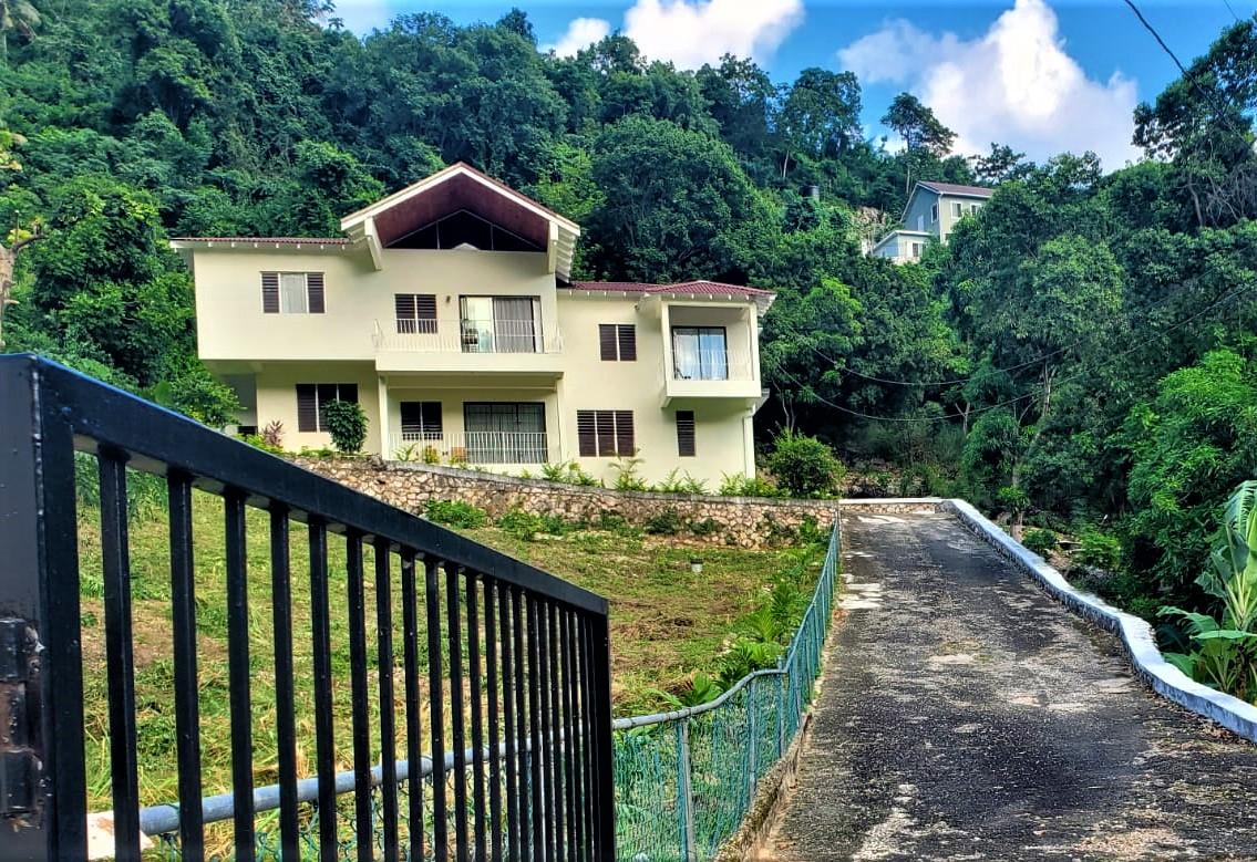 House for Rent   Kingston 19
