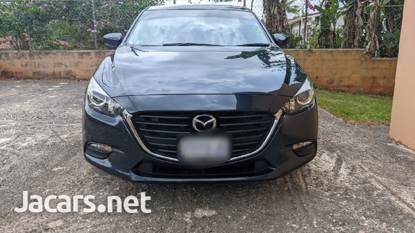 Mazda Axela 1,5L 2017