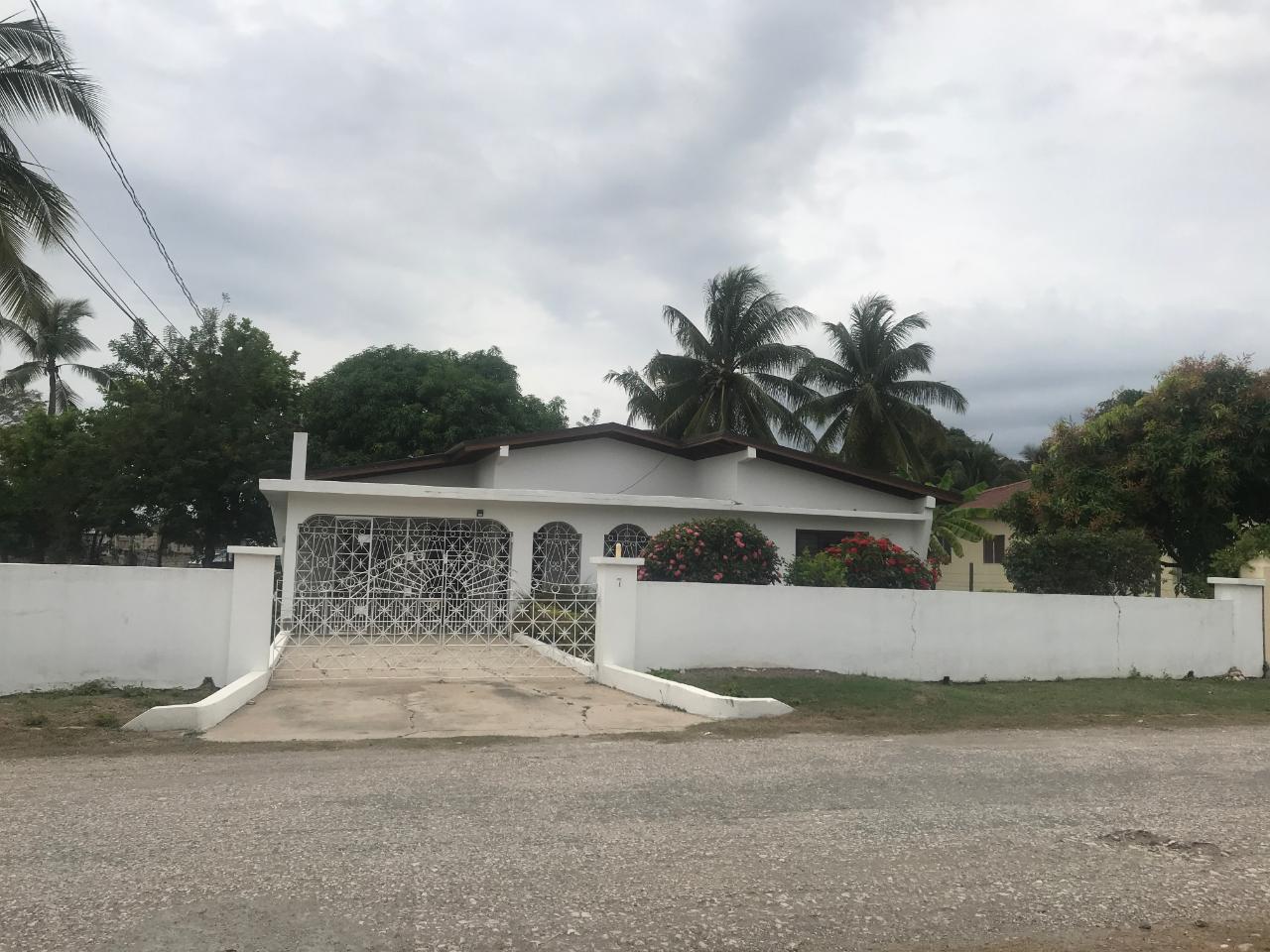 House for Rent   Spanish Town