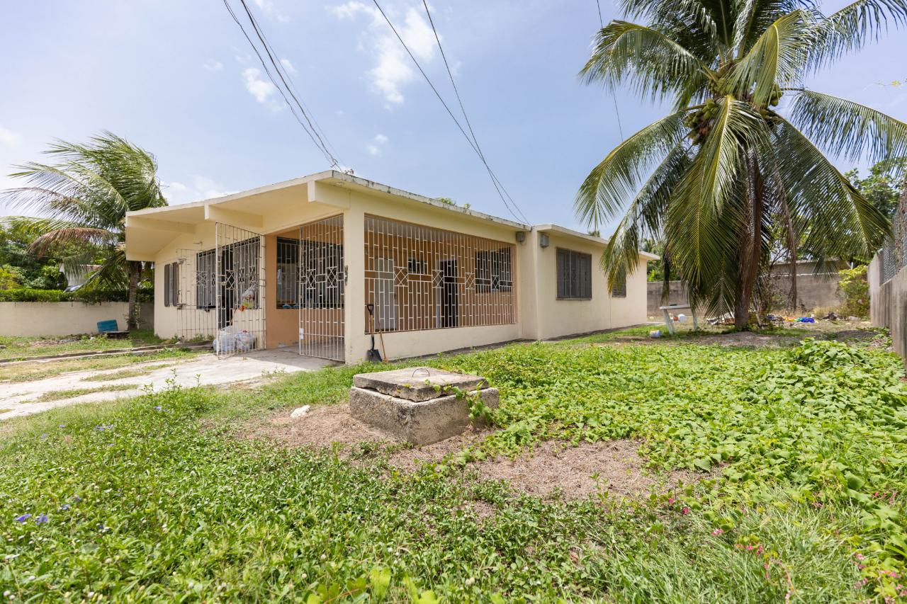 House for Sale   Spanish Town