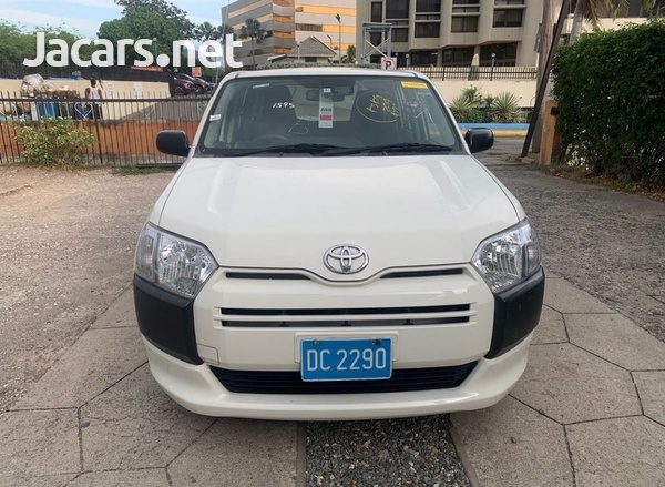 Toyota Probox 1,5L 2018