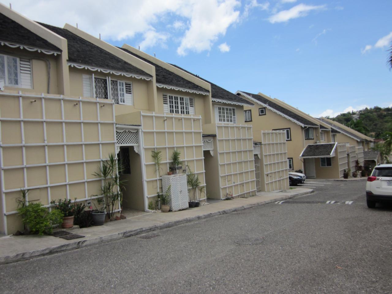 Townhouse for Sale   Kingston 8