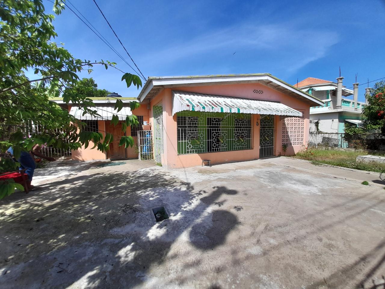 House for Sale   Spanish Town
