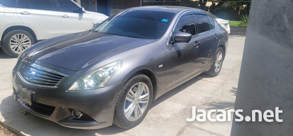 Nissan Skyline 2,5L 2012