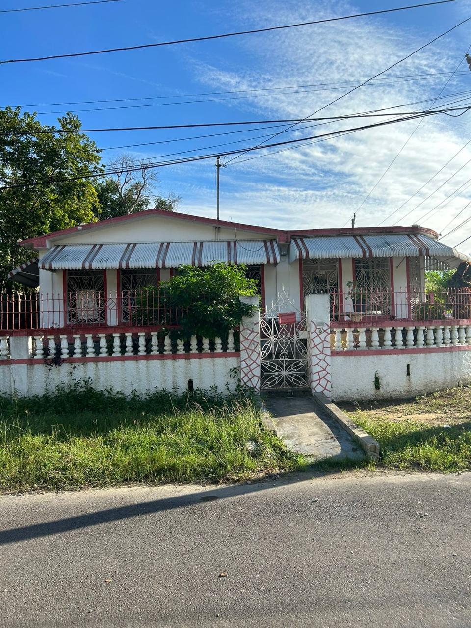 House for Sale   Spanish Town