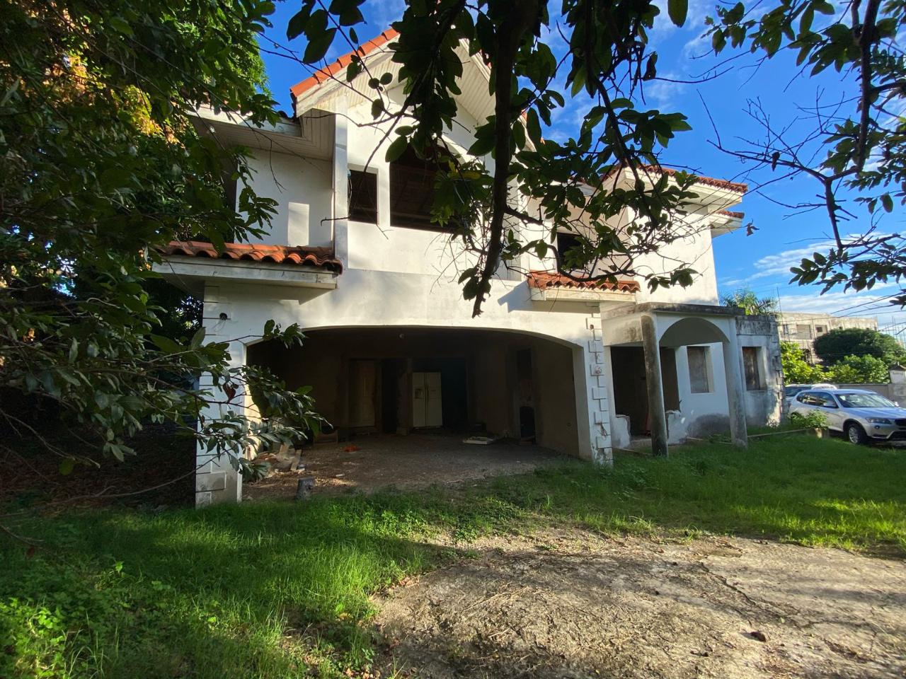 House for Sale   Kingston 8