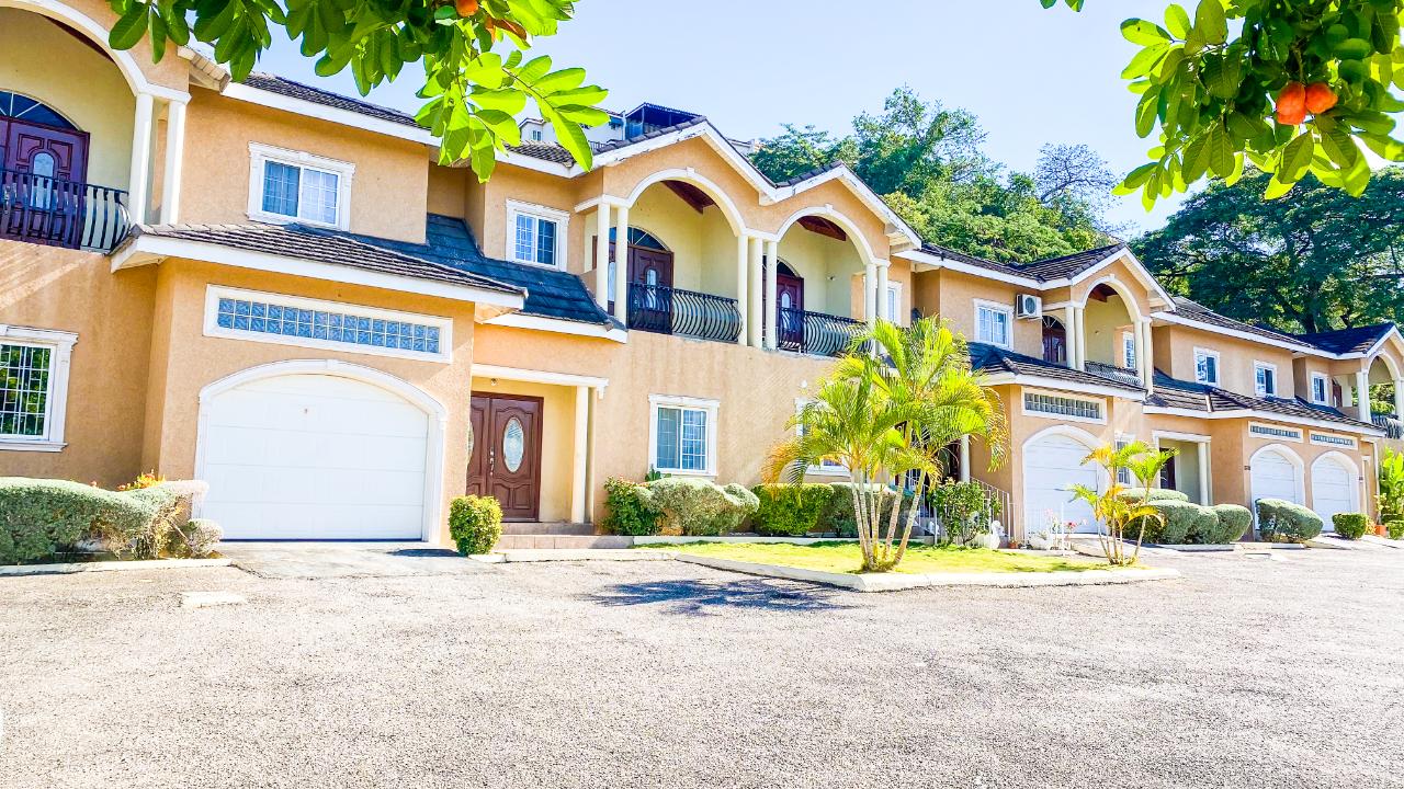 Townhouse for Rent   Montego Bay