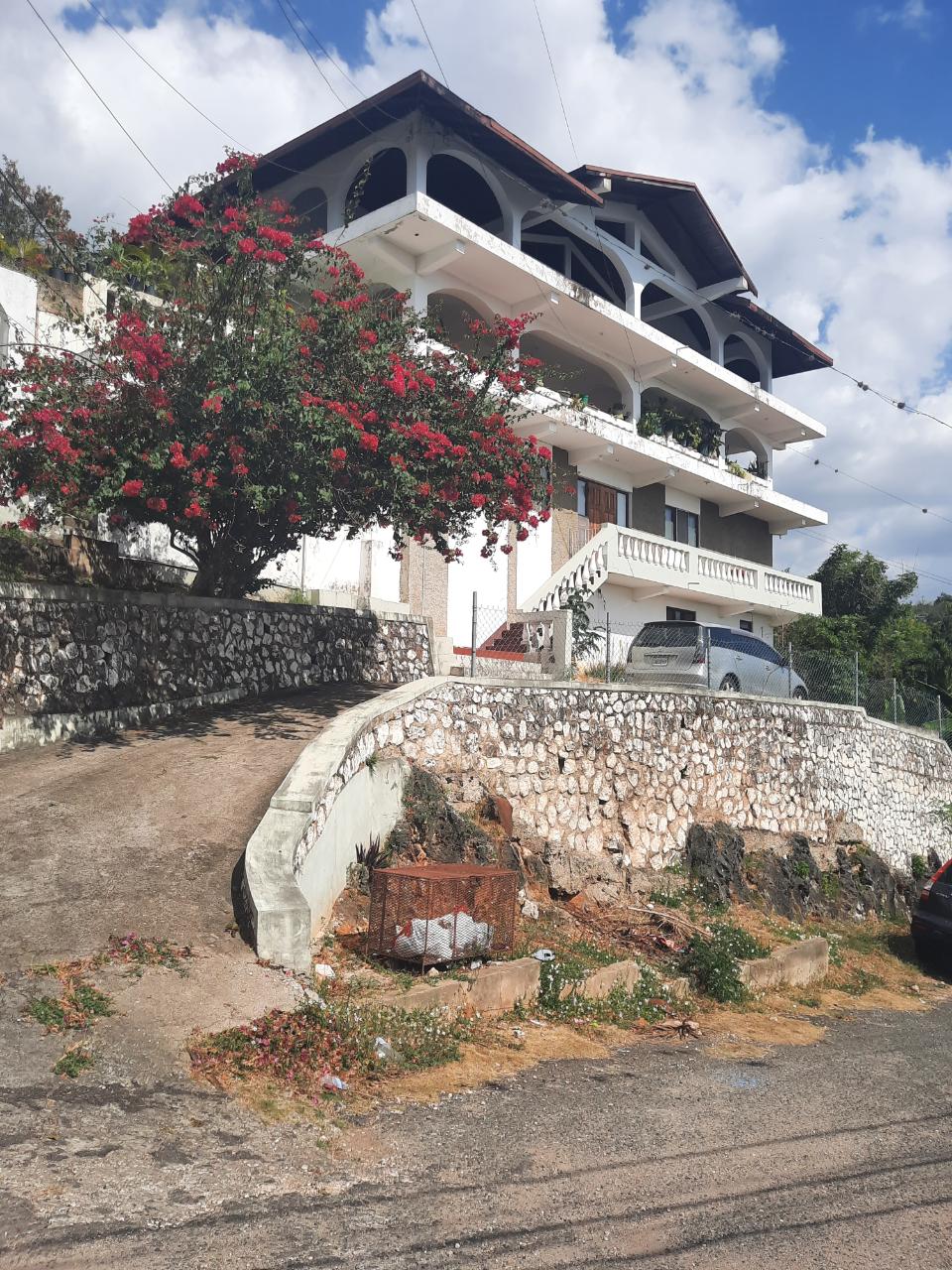 House for Sale   Kingston 19