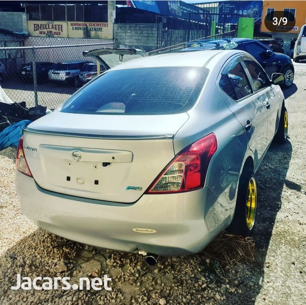 Nissan Latio 3,8L 2013