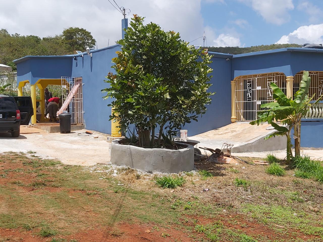 House for Sale   Junction