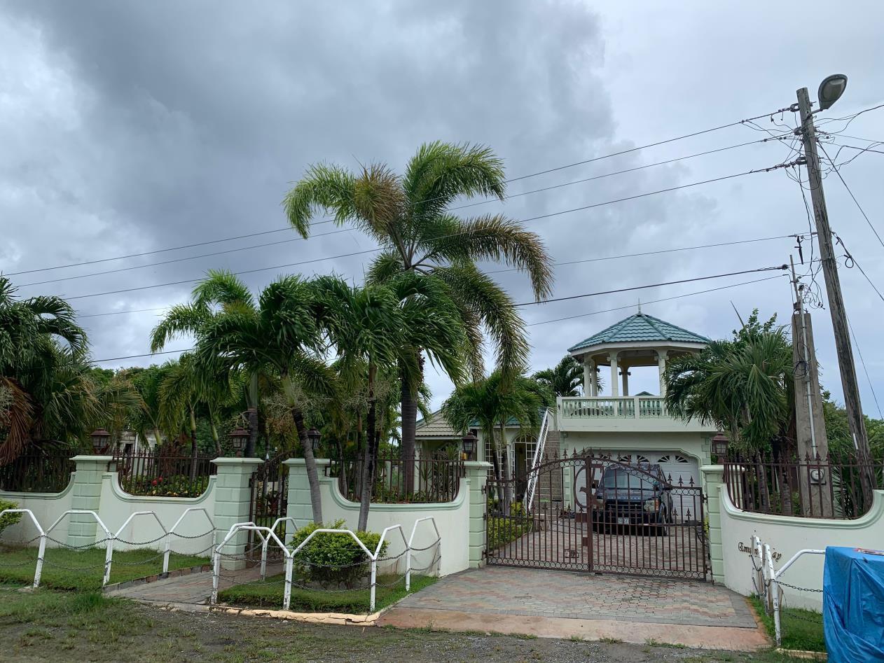 House for Sale   Yallahs
