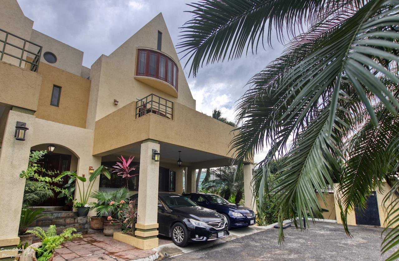 Townhouse for Sale   Kingston 6