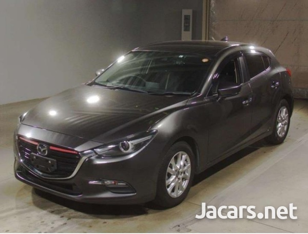 Mazda Axela 1,5L 2017