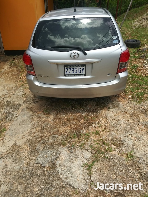 Toyota Fielder 1,5L 2010