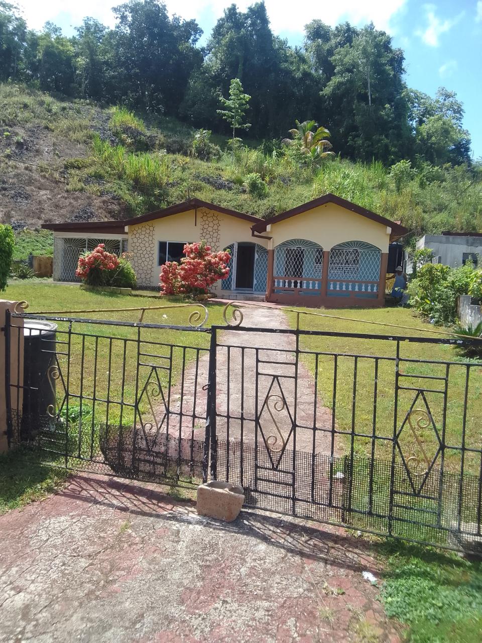 House for Sale   Mandeville