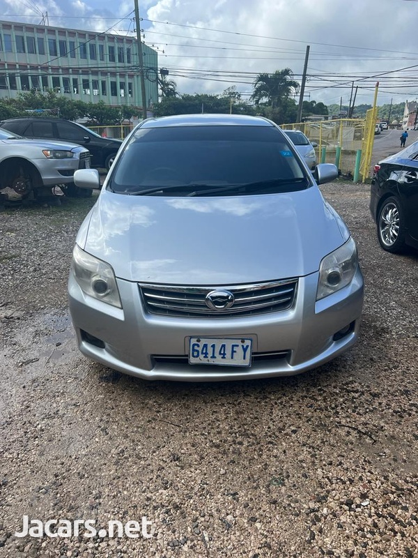 Toyota Fielder 1,5L 2010