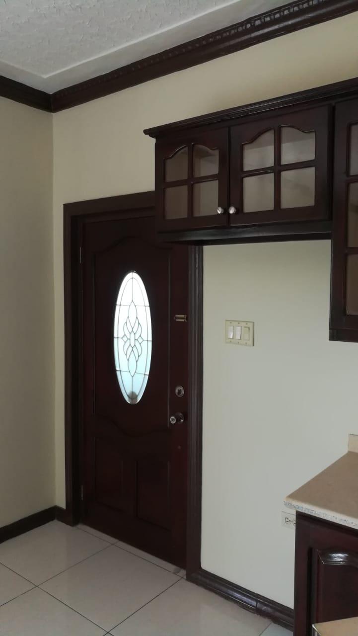 Apartment for Rent   Kingston 8
