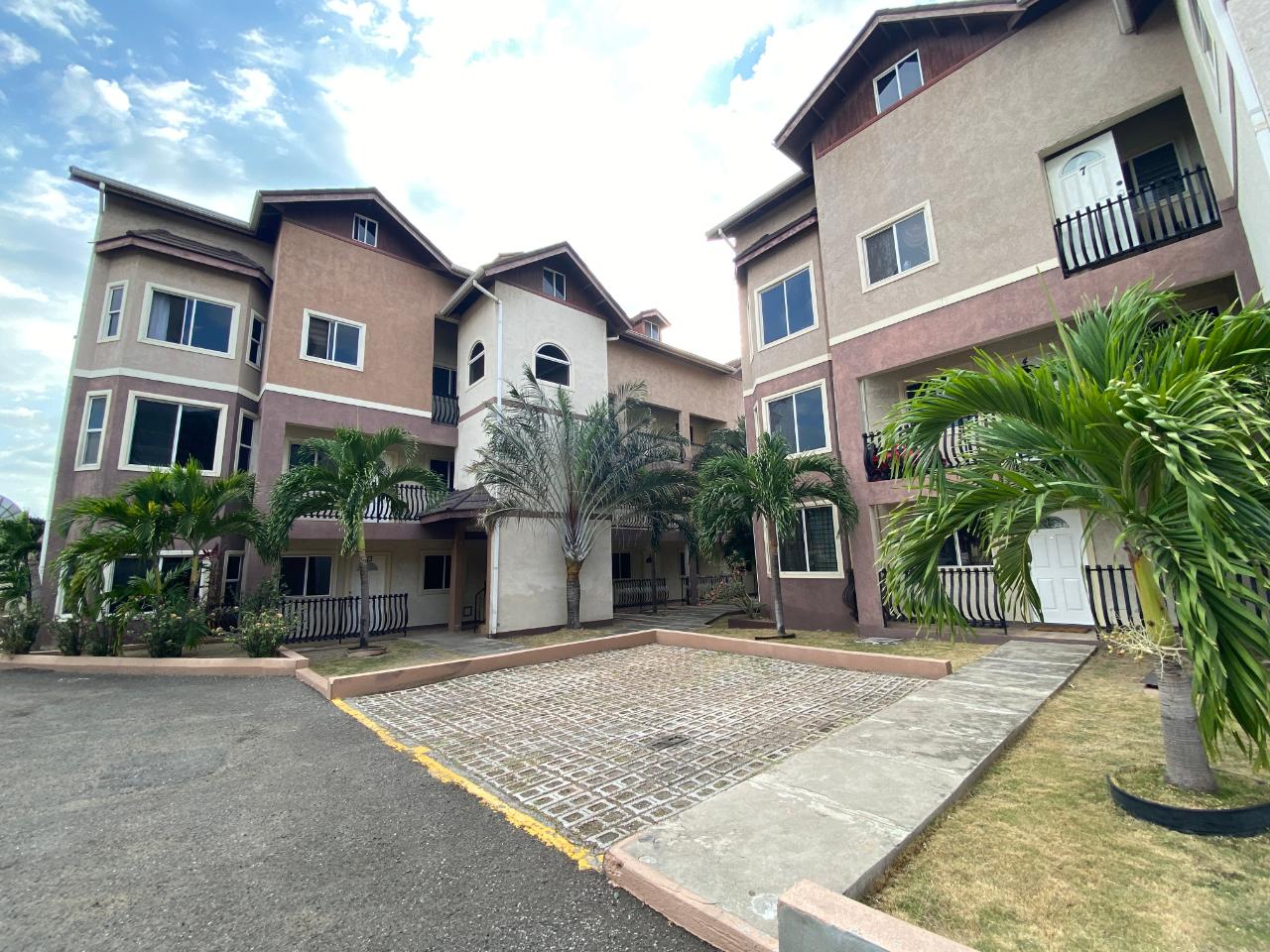 Apartment for Rent   Kingston 8