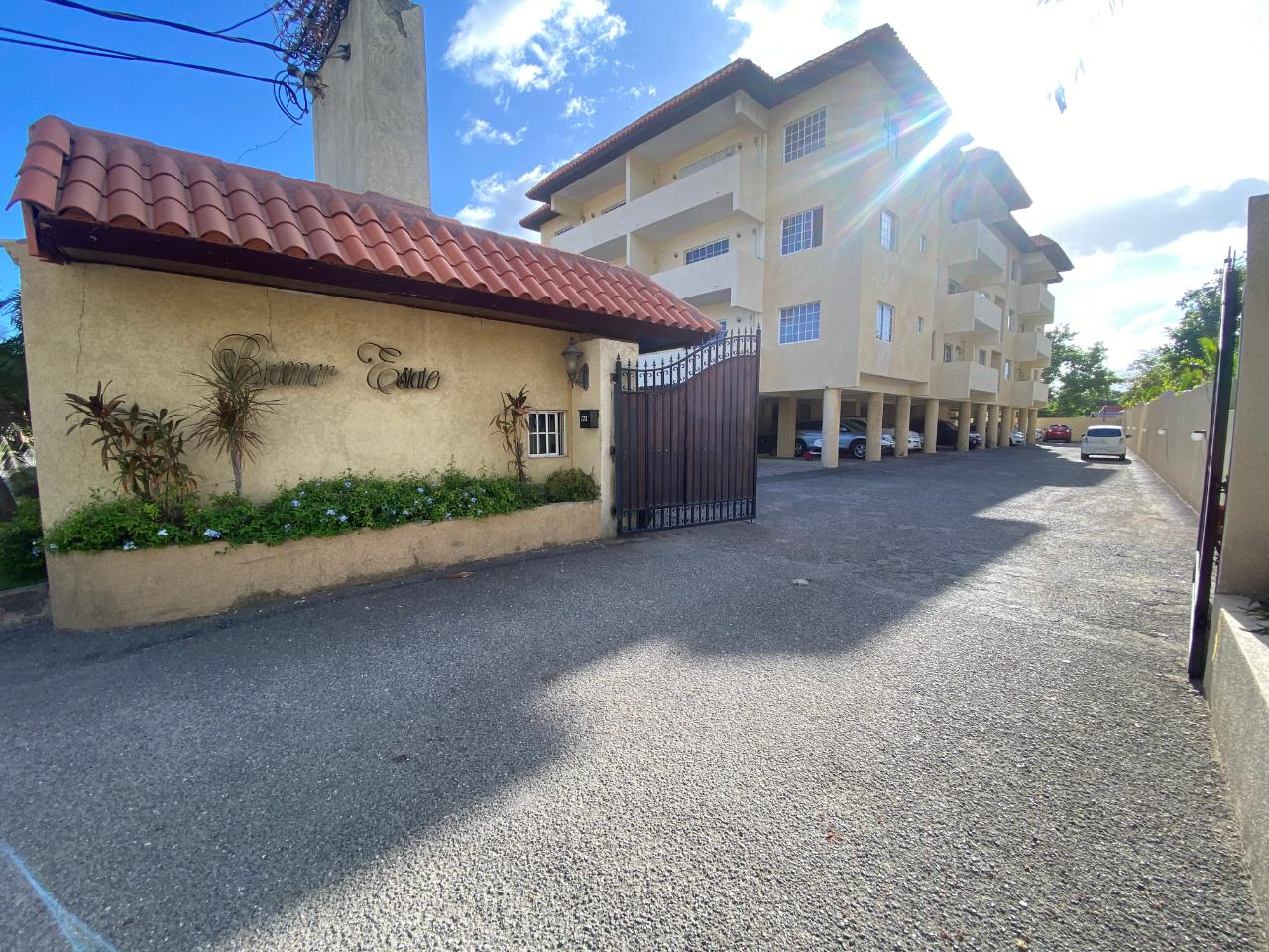 Apartment for Rent   Kingston 10