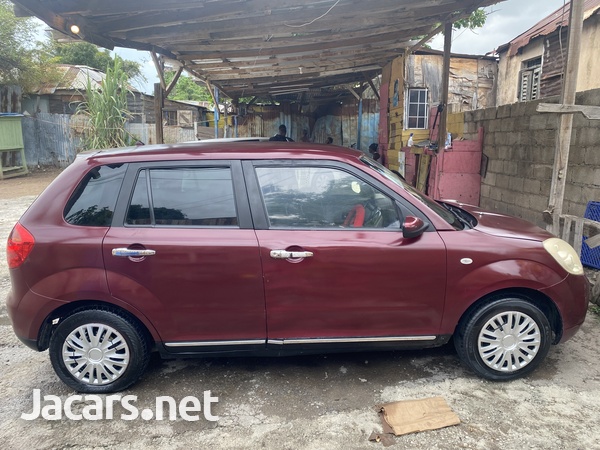 Mazda Verisa 1,5L 2012
