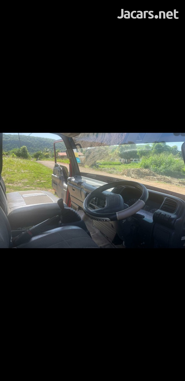 Isuzu tipper 3.5 tone