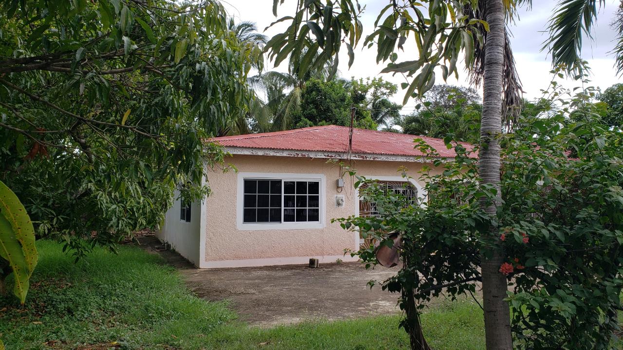 House for Sale   May Pen