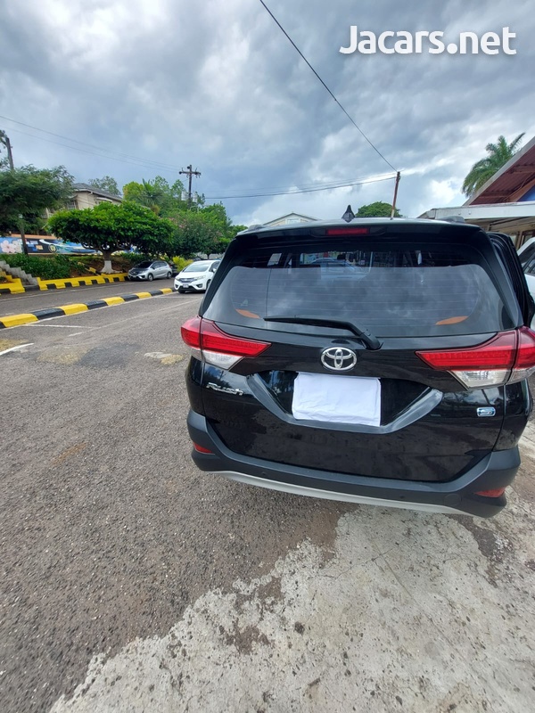Toyota Rush 1,6L 2019