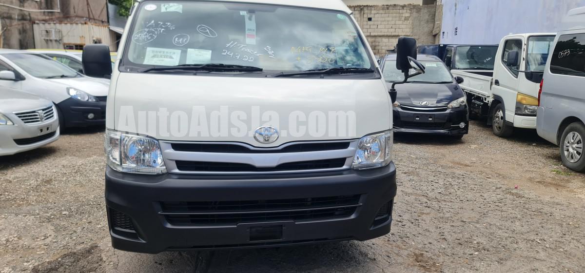 2013 Toyota Hiace