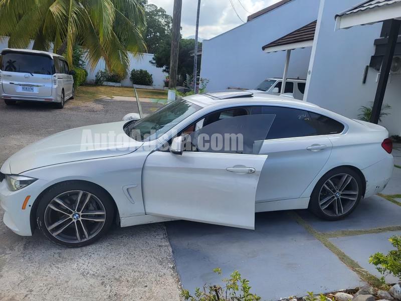 2019 BMW 440I