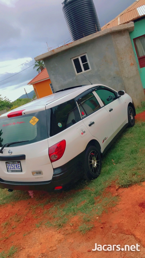 Nissan AD Wagon 3,8L 2013