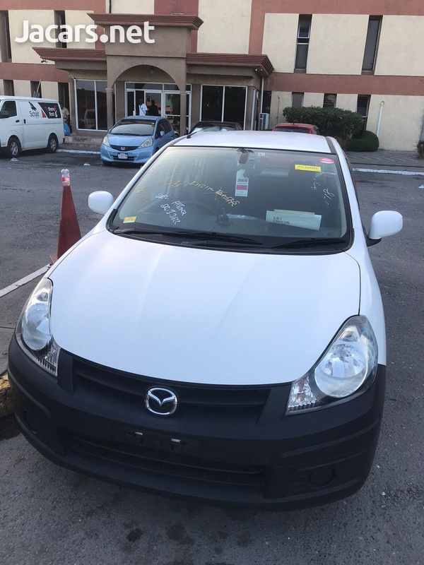 Mazda Familia 1,5L 2016