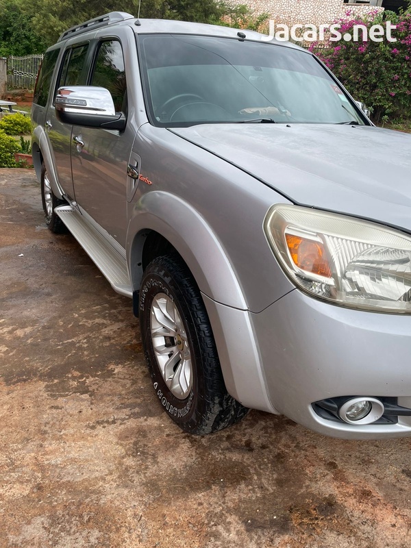 Ford Everest 2,5L 2013