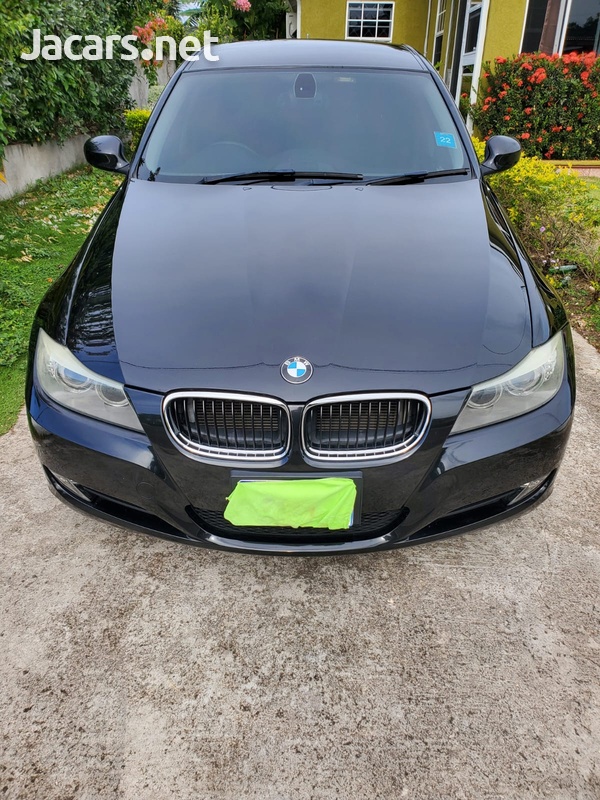 BMW 3-Series 2,0L 2011