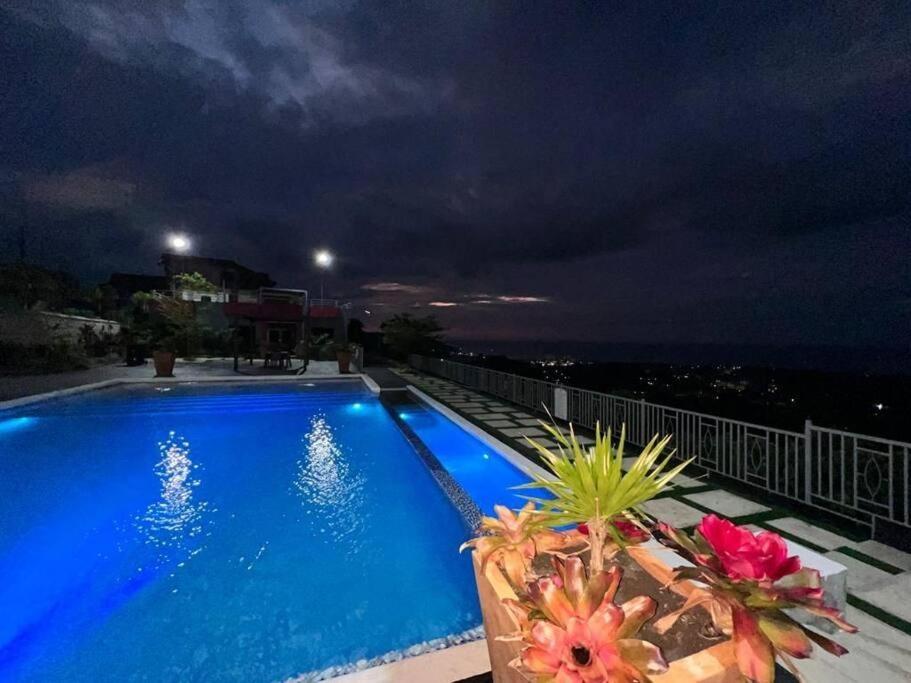 House for Sale   Breadnut Hill