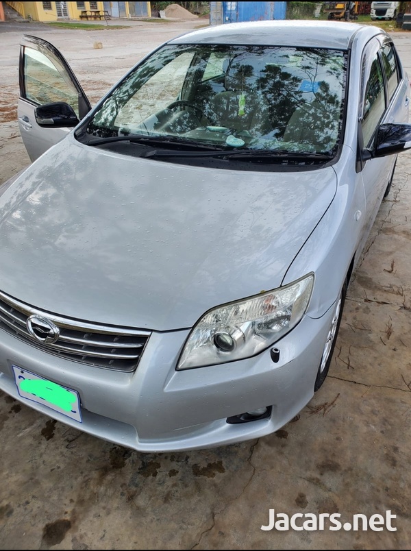 Toyota Axio 1,5L 2010